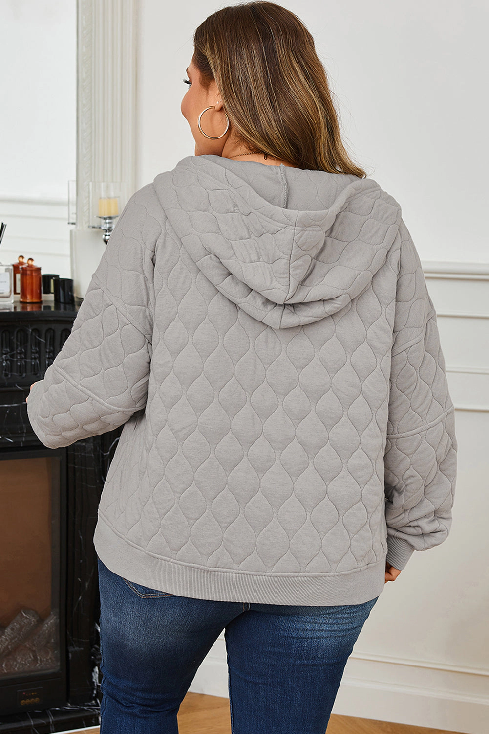 Threaded Pear Women's Gray Quilted Quarter Zip Plus Hoodie