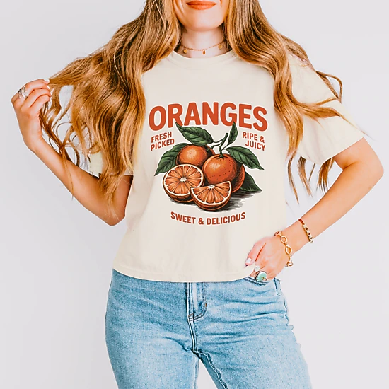 Simply Sage Market - Fresh Picked Oranges Vintage - Women's Boxy Crop Top Graphic T-Shirt