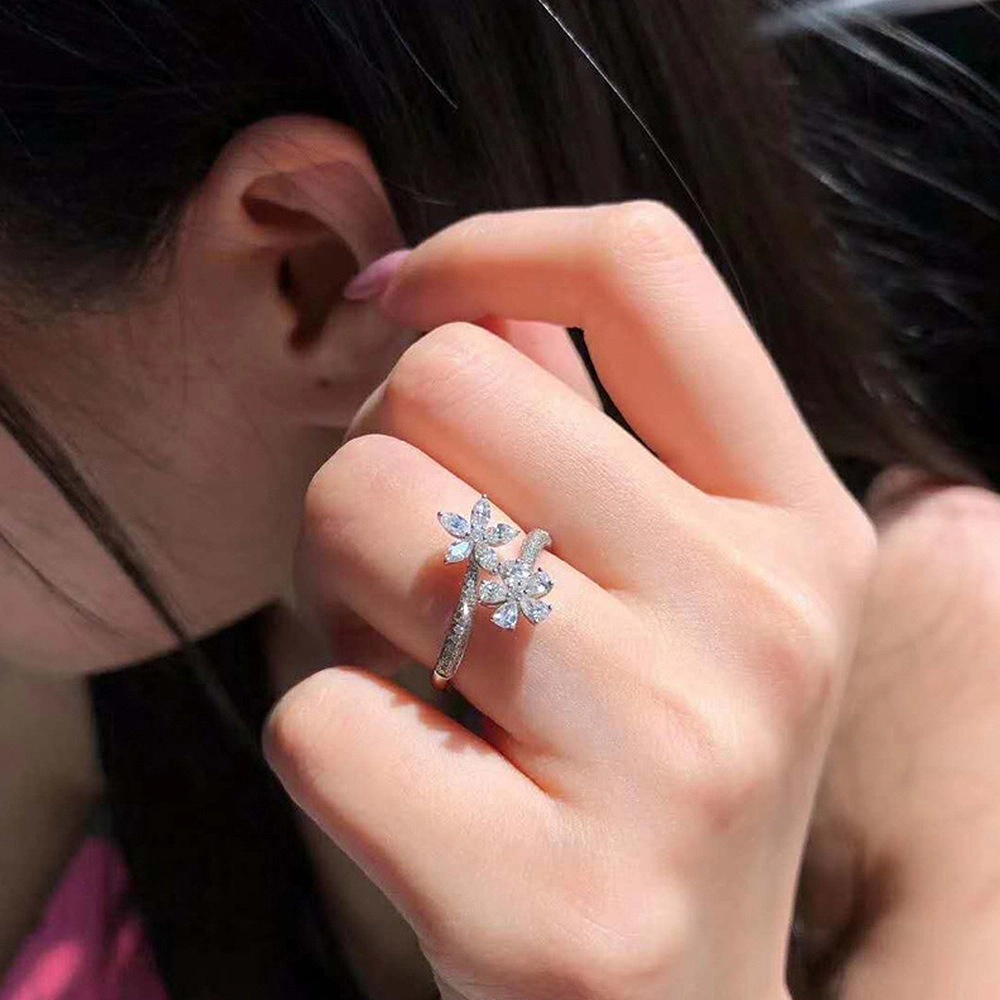 Rhinestone Flower Ring for Women Adjustable Cubic Zirconia Cocktail Ring