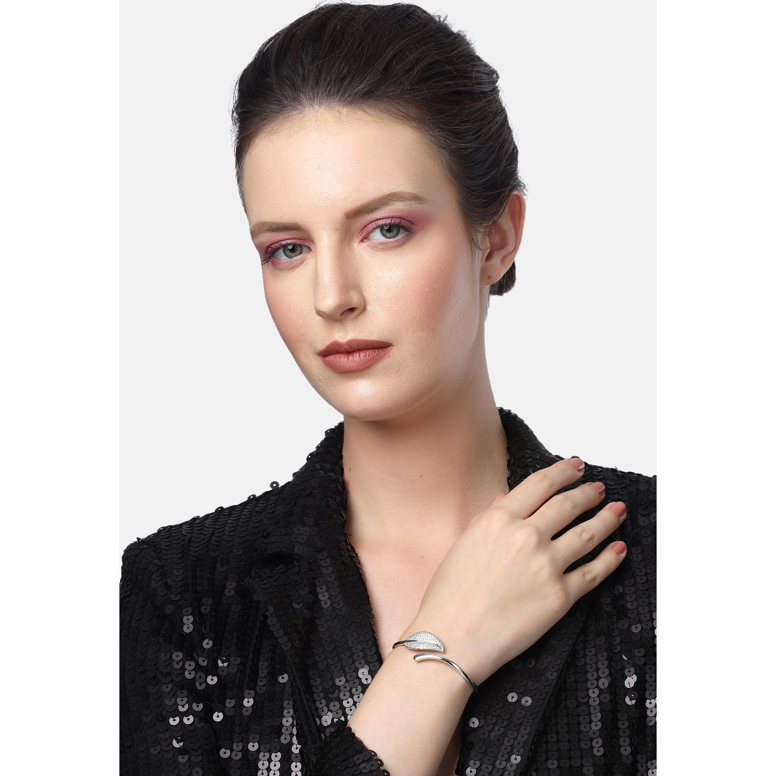 AGP PARIS Womens Diva Classy Leaf Cuff Bracelet