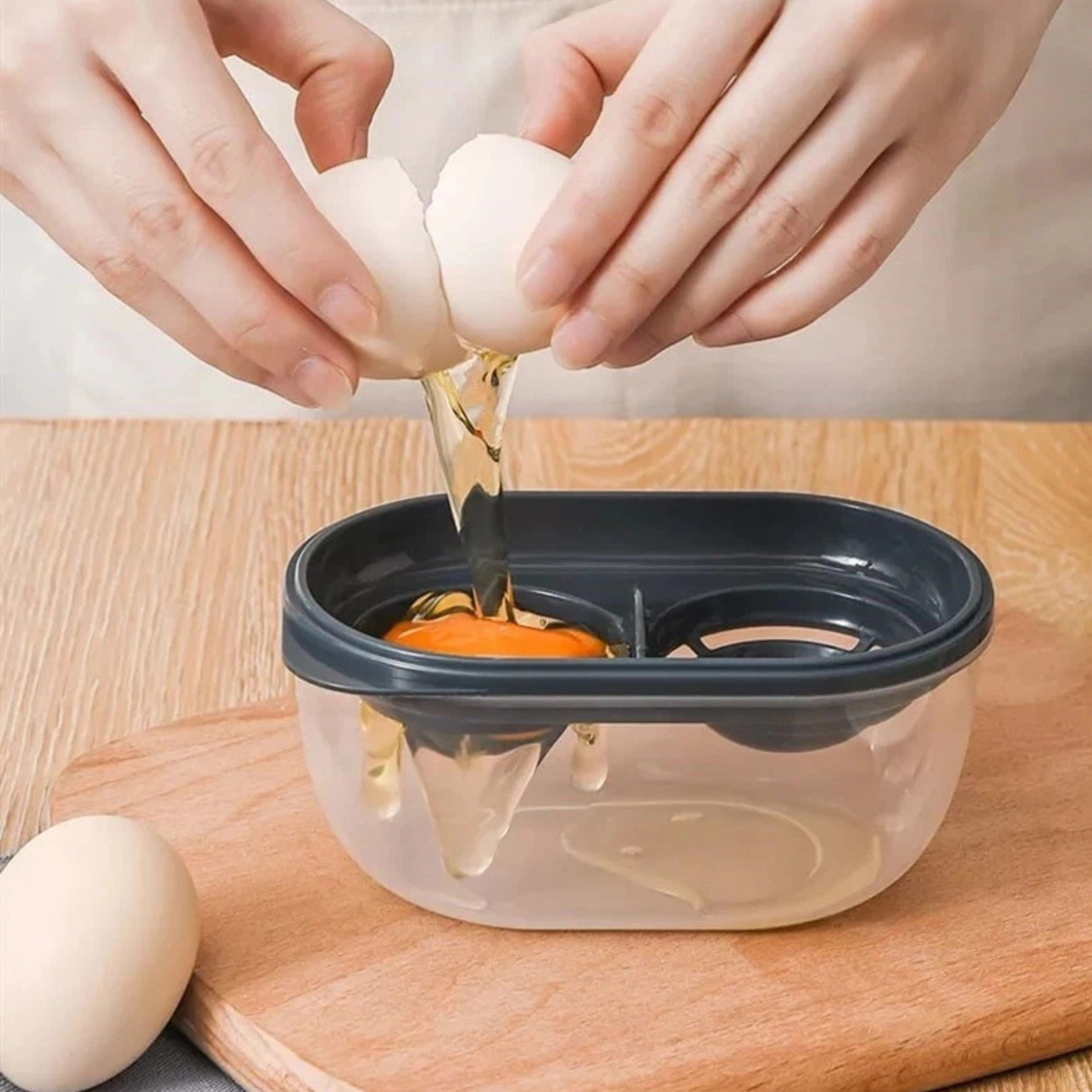 Home Collection Double Egg Separator with Storage Bowl BPA-Free Yolk & Egg White Divider