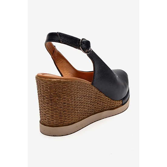 Forever & Always Womens Helina Leather Wedge Sandals