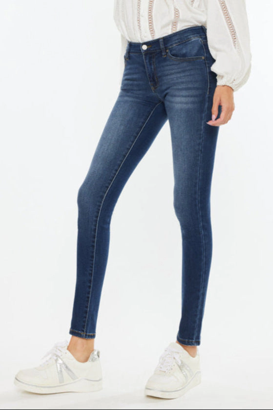 KanCan Women's Essentials Mid Rise Super Skinny Jeans Madison