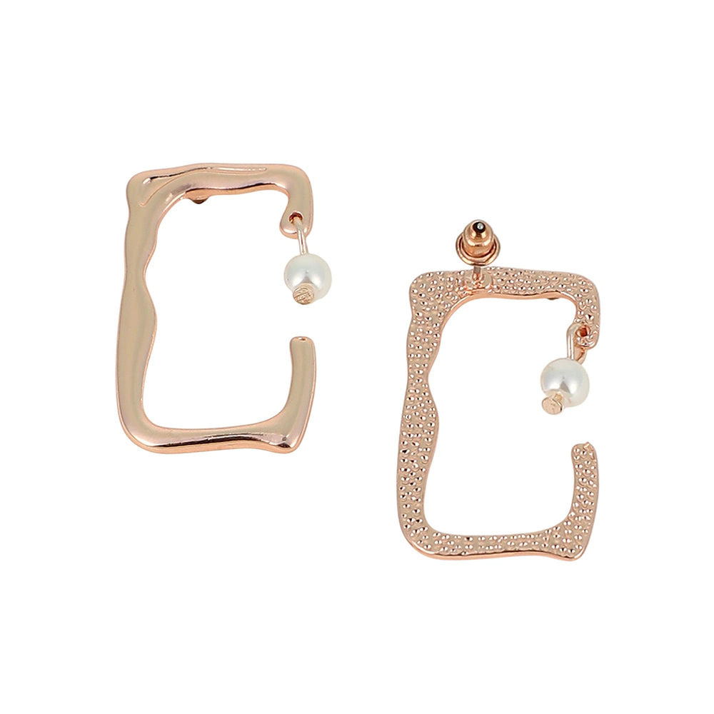 SOHI Women's The Cadre Drop Earrings - Rose Gold