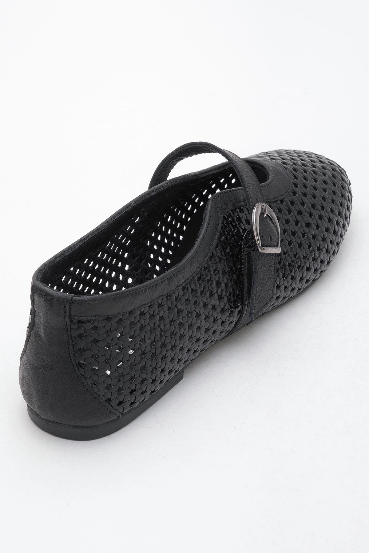 Forever & Always Womens MIRELLA Braided Leather Ballet Flats