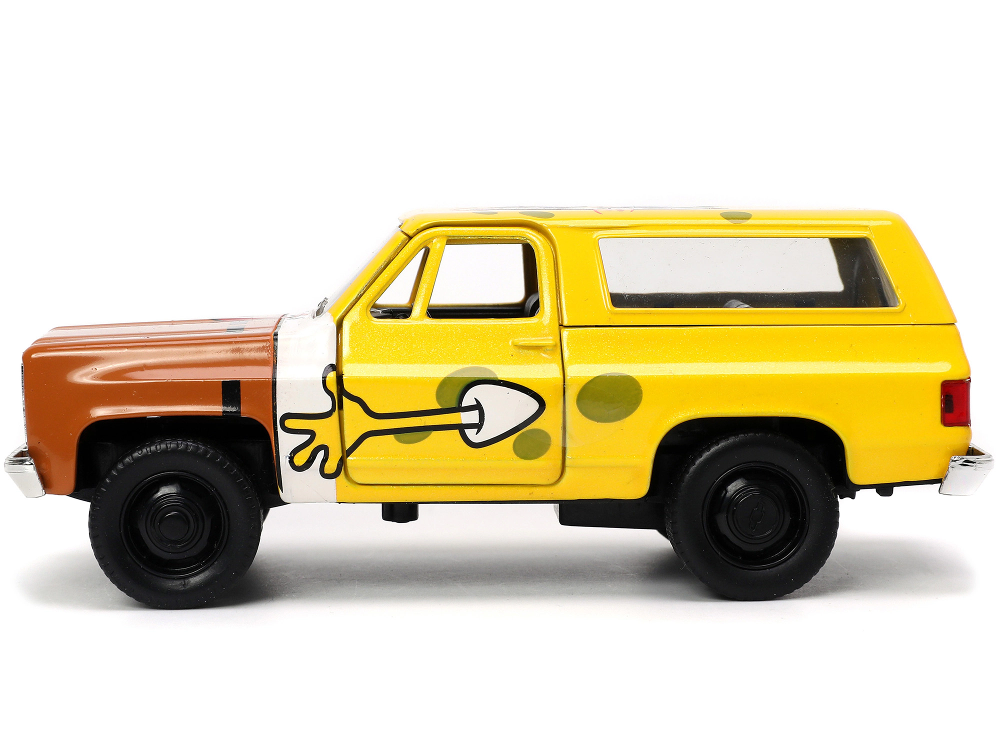 Jada 1980 Chevrolet K5 Blazer with SpongeBob SquarePants Diecast Figurine "Hollywood Rides" Series 1/32