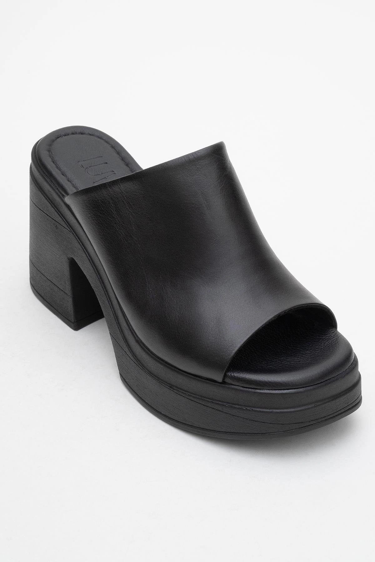 Forever & Always Womens Nola Leather Platform Mules