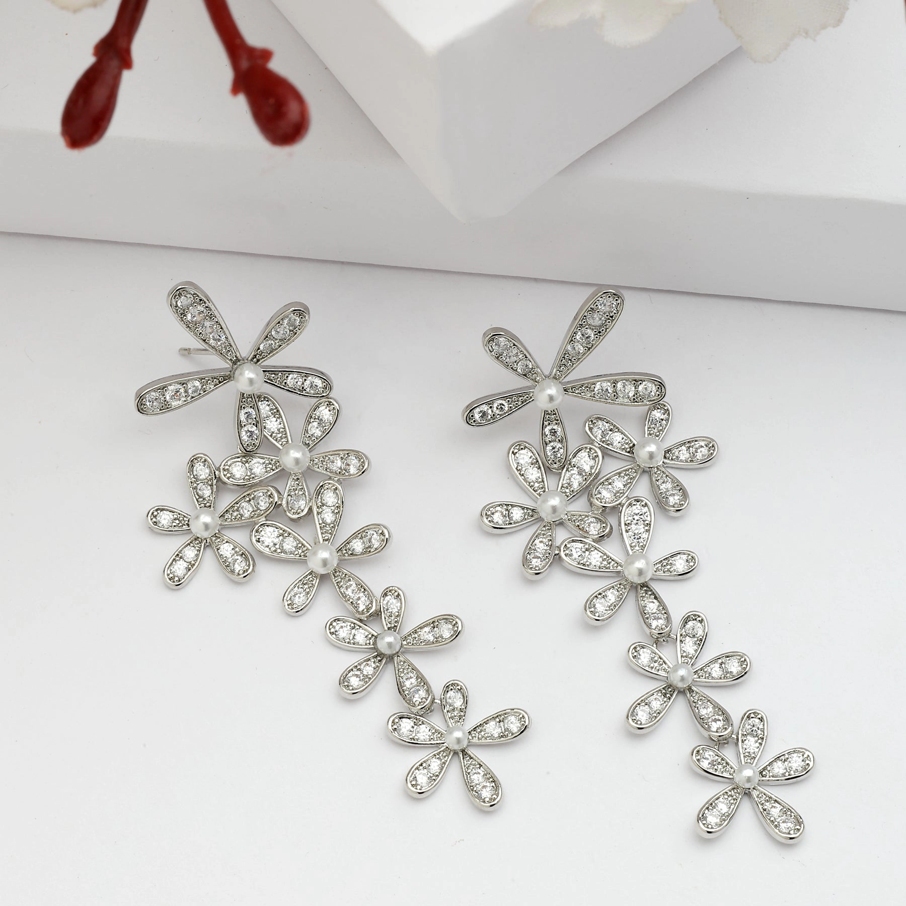 AGP PARIS Womens Diva Gleaming Floral Drop Earrings