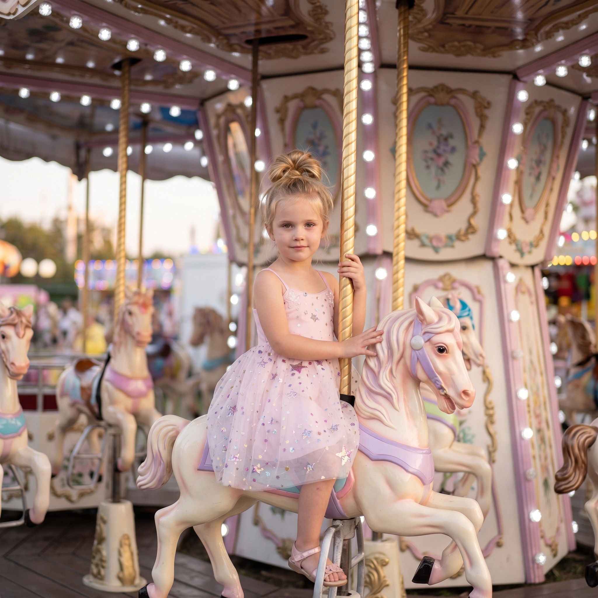 2Bunnies Girls 3T-8Y Sequin Star Applique Spaghetti Strap Tulle Party Dress