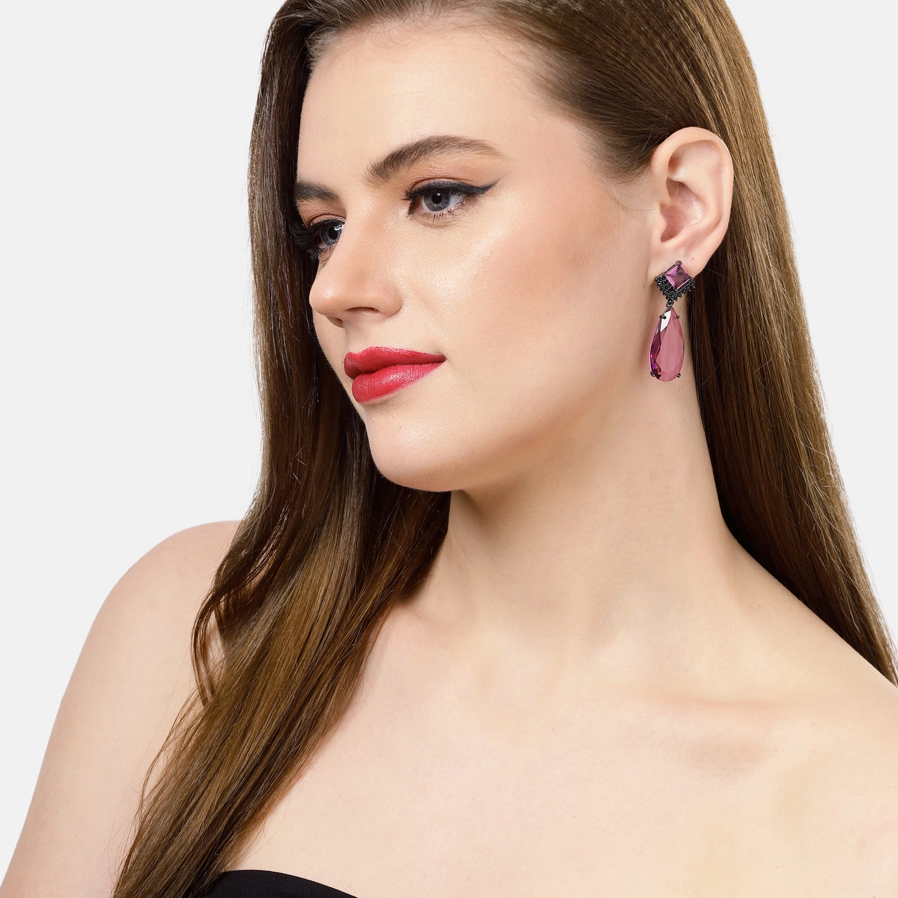 AGP PARIS Womens Raindrop shaped Violet Earrings
