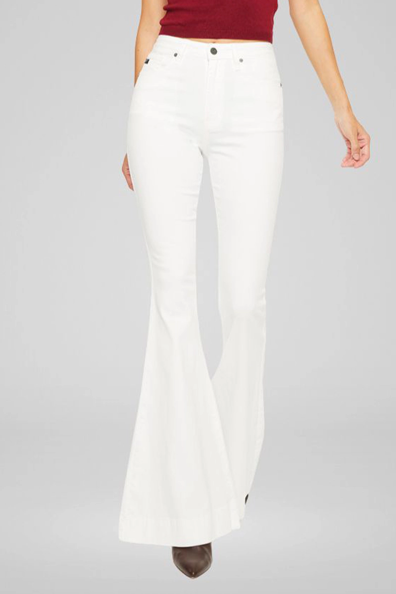 KanCan Women's Essentials High Rise Super Flare Jeans Braelynn