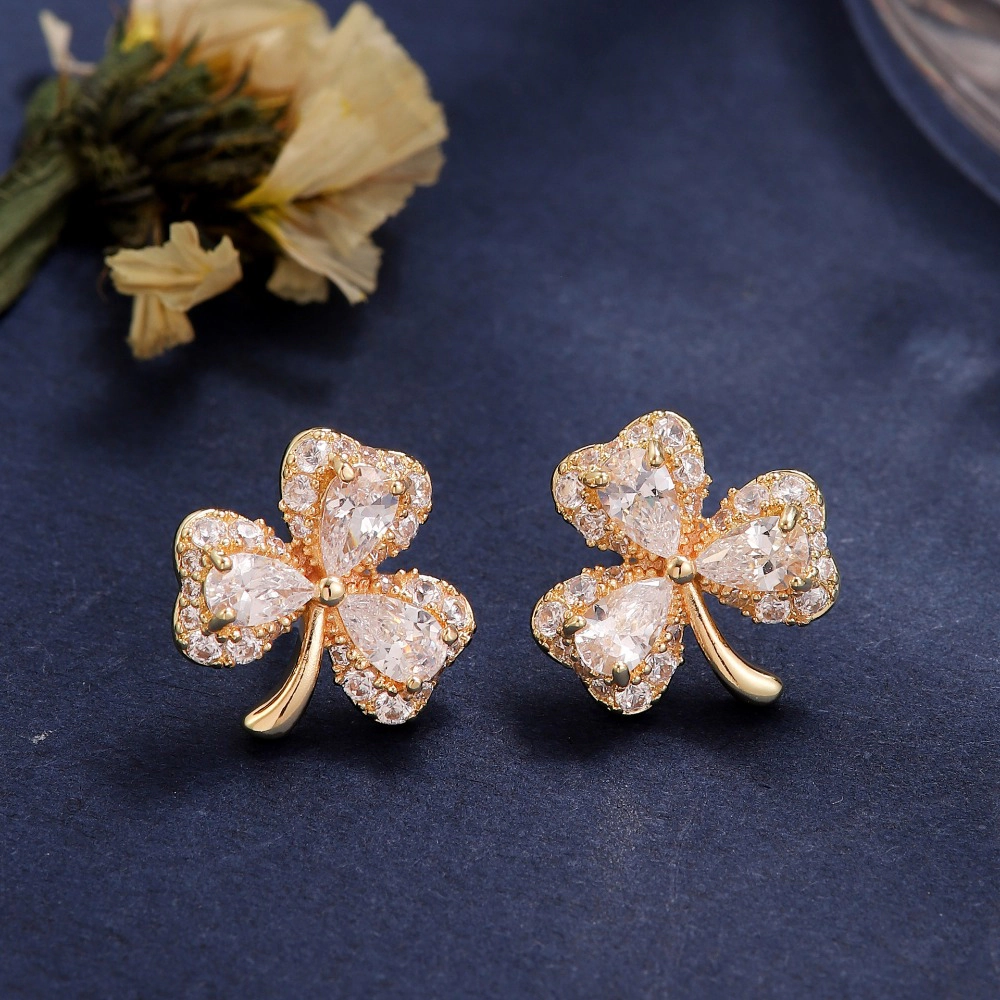 3-Leaf Clover Pear Cut Cubic Zirconia Stud Earring