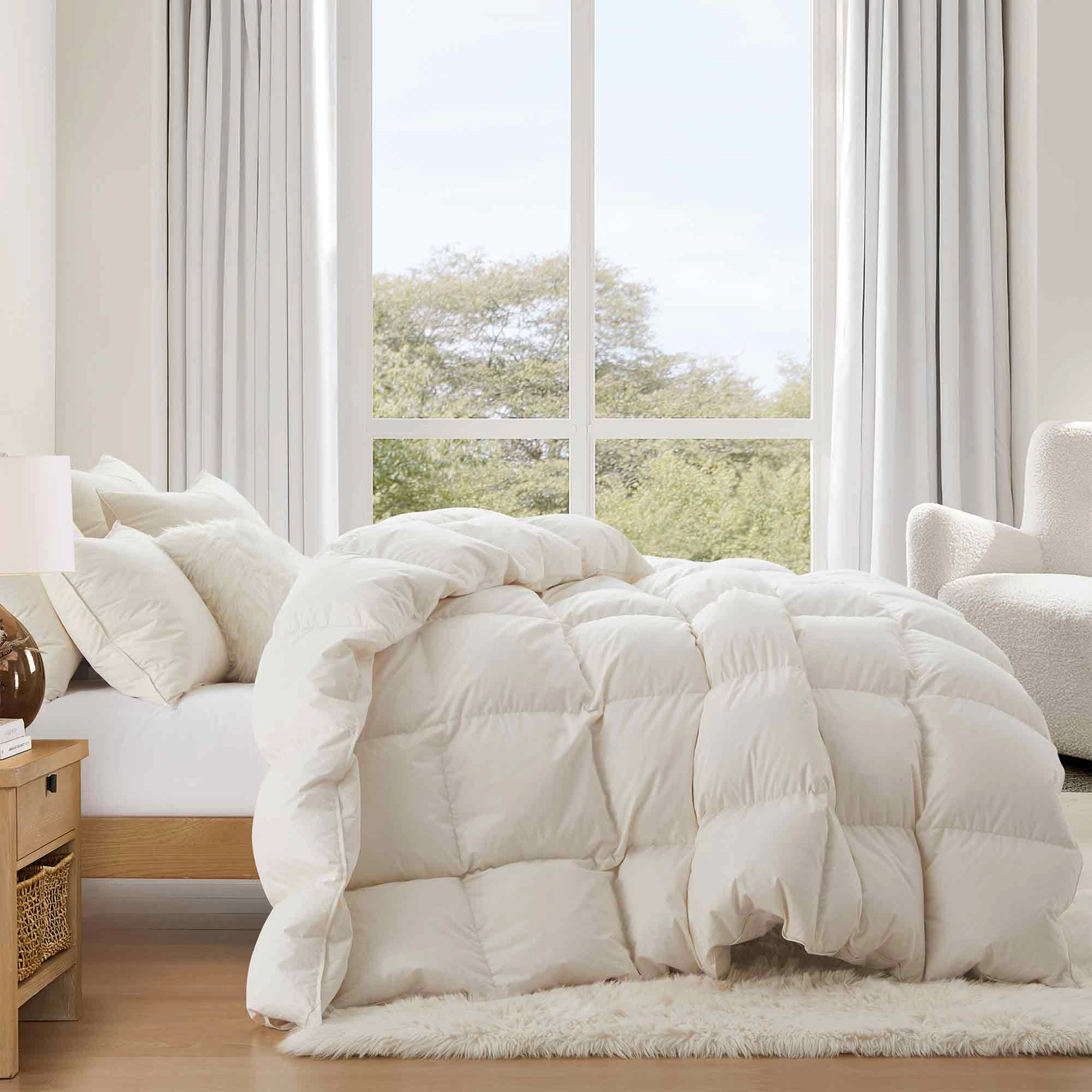 Puredown Selected Heavyweight Winter Down Comforter with 100% Organic Cotton Shell