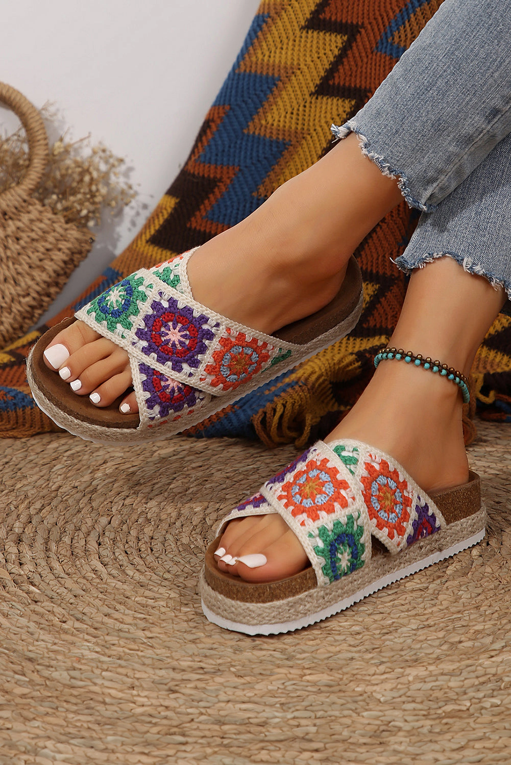 Threaded Pear Womens Geometric Woven Crisscross Strap Platform Slippers