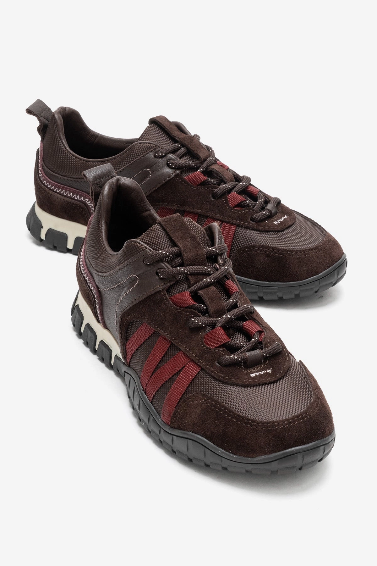 Forever & Always Womens Fiera Leather Mesh Sneaker