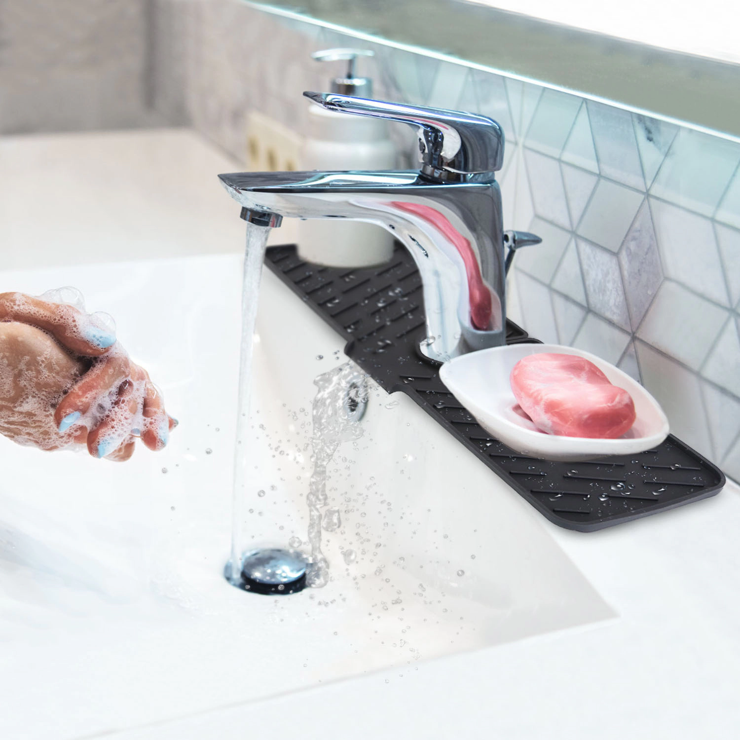 GBruno Silicone Faucet Mat Kitchen Sink Splash Guard