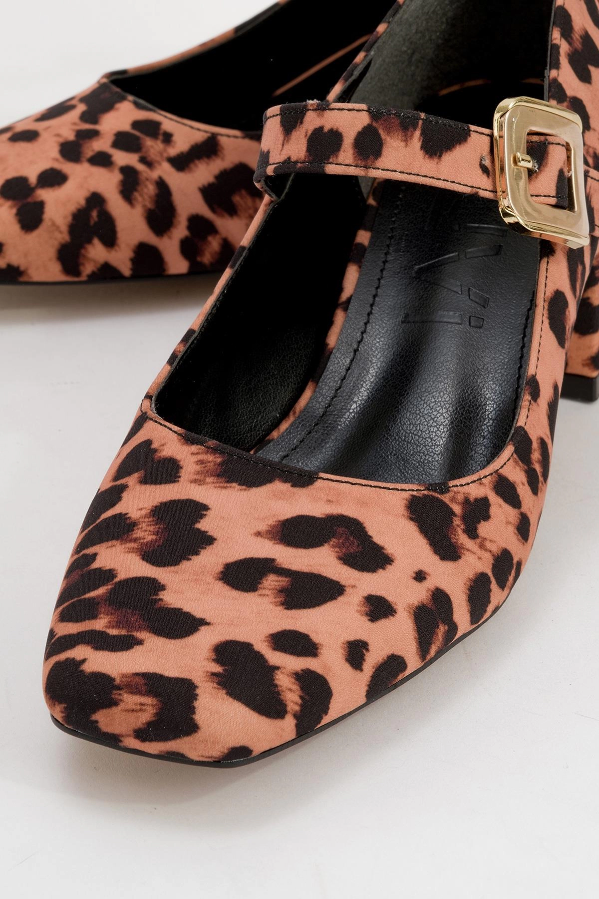 Prologue Shoes Womens Dolva Block Heel Mary Jane Pump