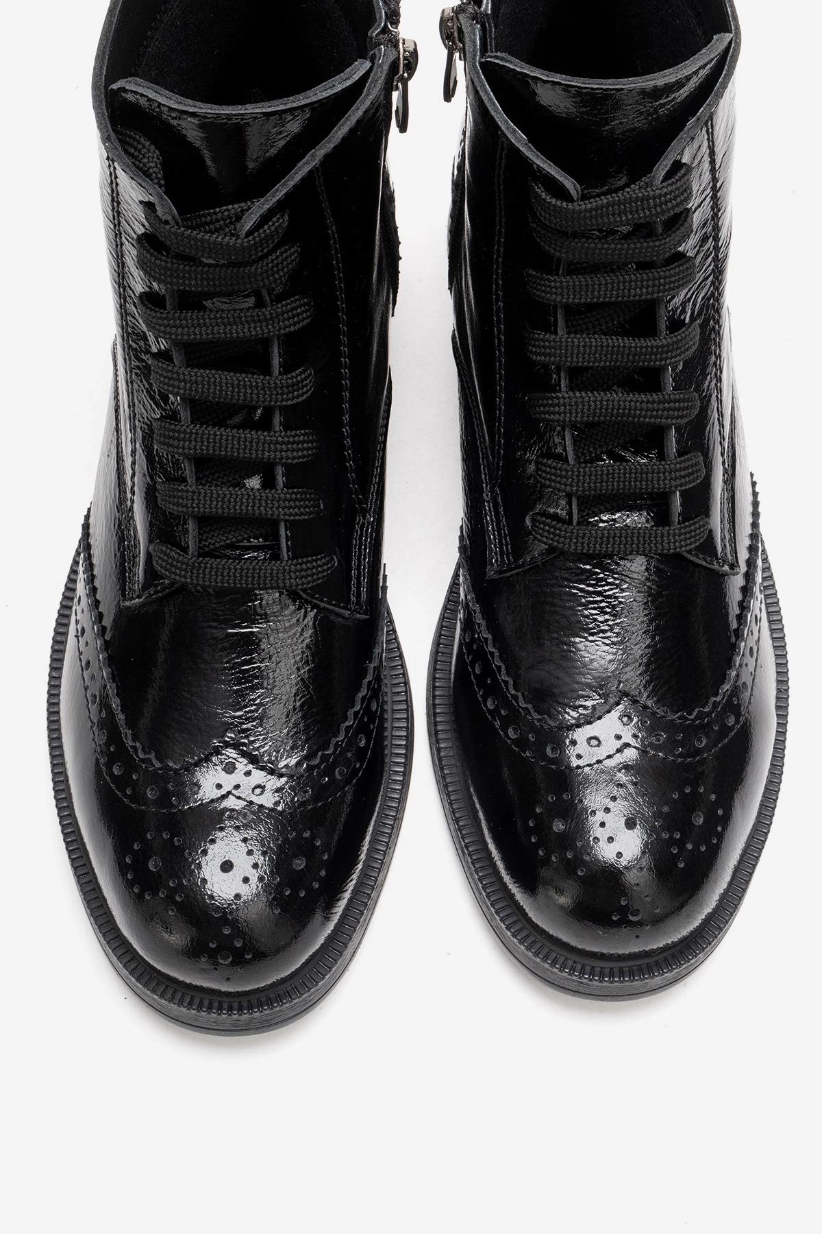 Forever & Always Womens Nelvy Leather Boots