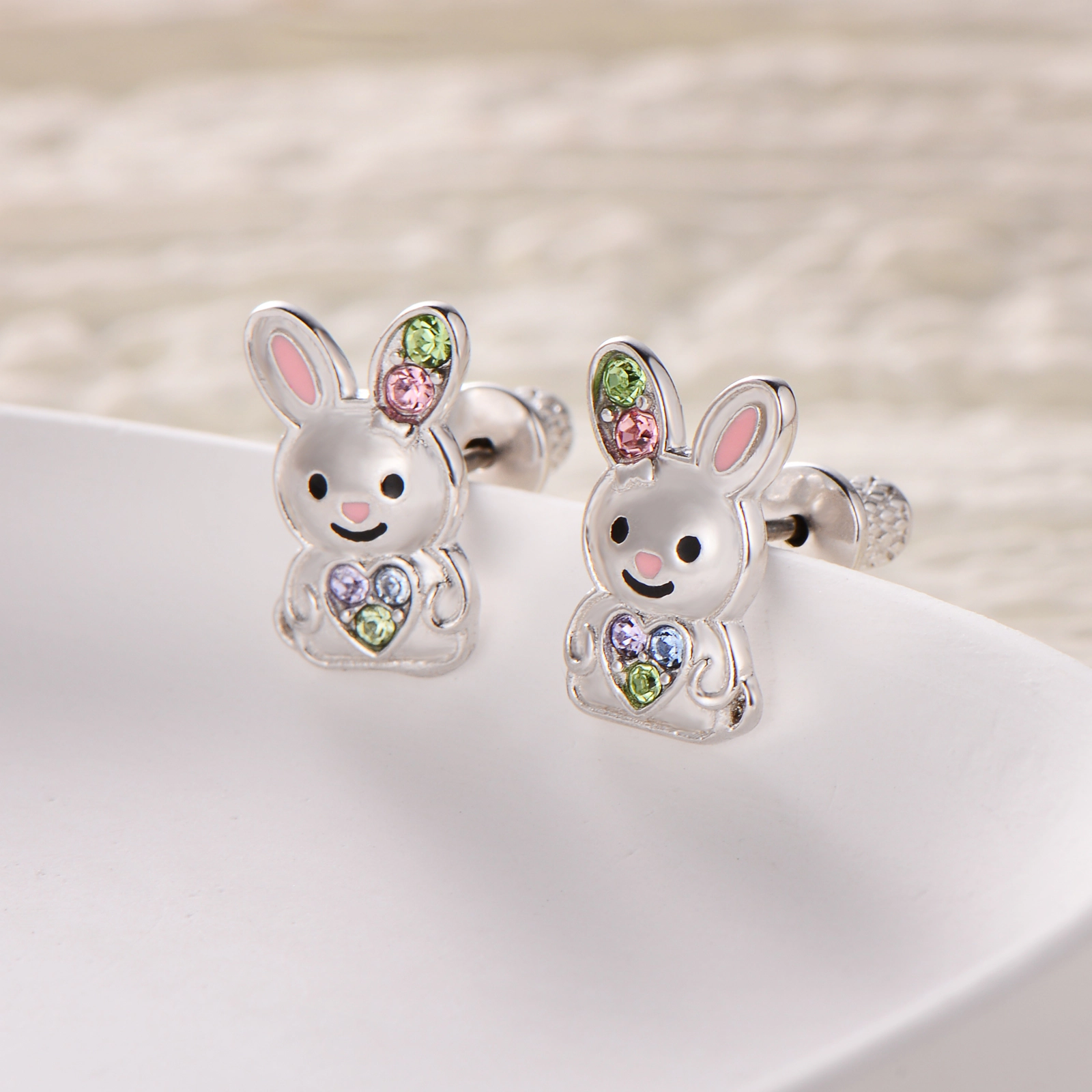 CHANTEUR Kids Bunny Heart Screwback Stud Earrings - Hypoallergenic Surgical Titanium, Rhodium Silver Plating