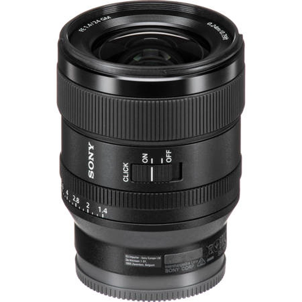 Sony FE 24mm f/1.4 GM: Full Frame Lens (SEL24F14GM) + AOM Pro Starter Bundle Kit - international Version (1 Year AOM