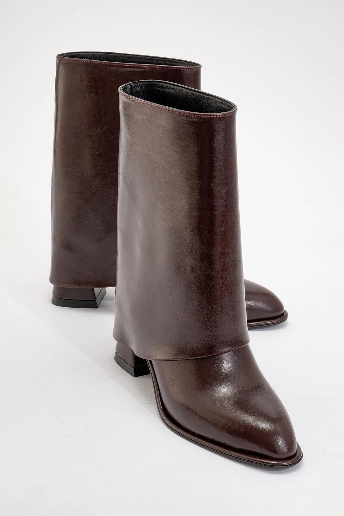 Prologue Shoes Womens Ellas Chunky Heel Boot
