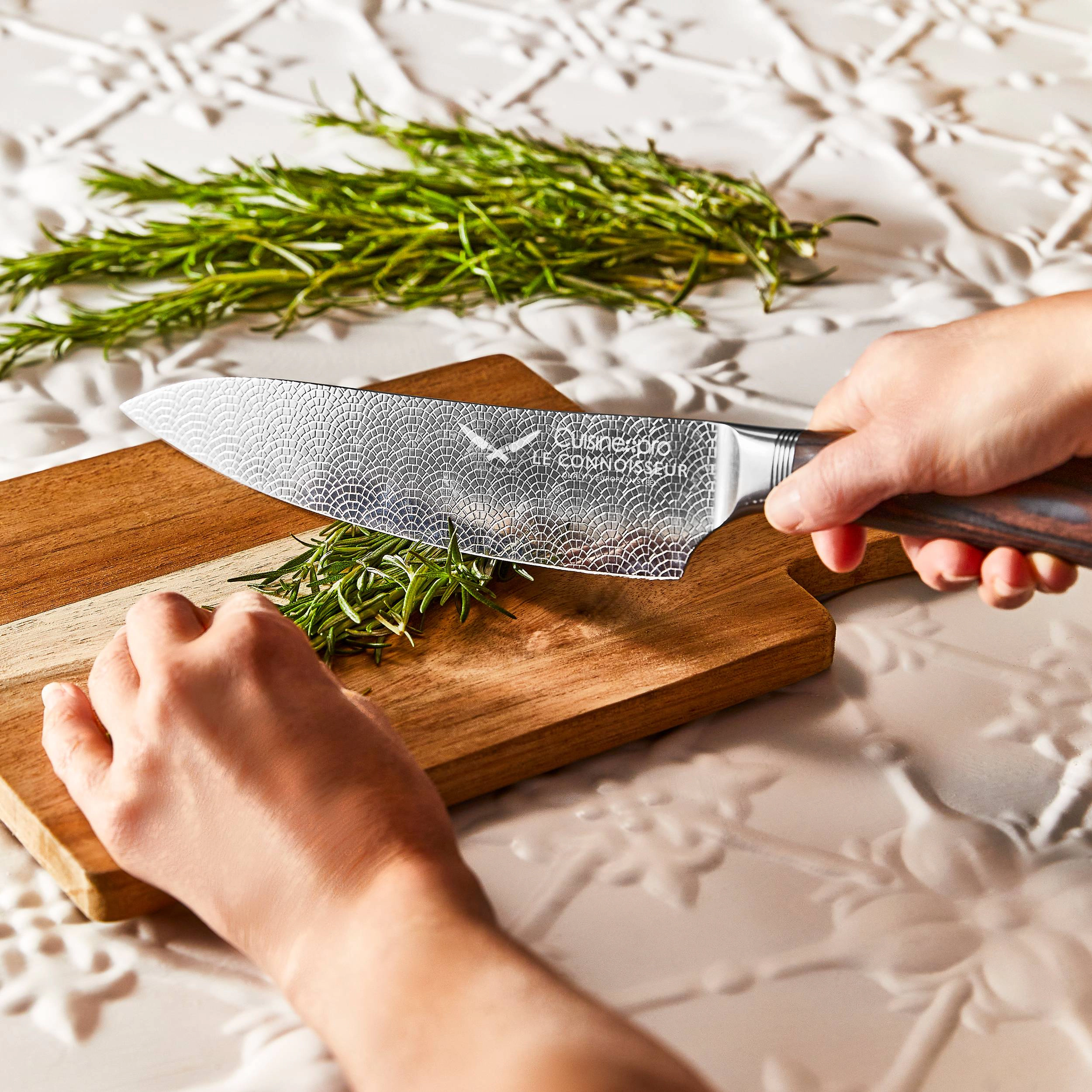 Cuisine::pro® LE CONNOISSEUR™ Chef's Knife 8"