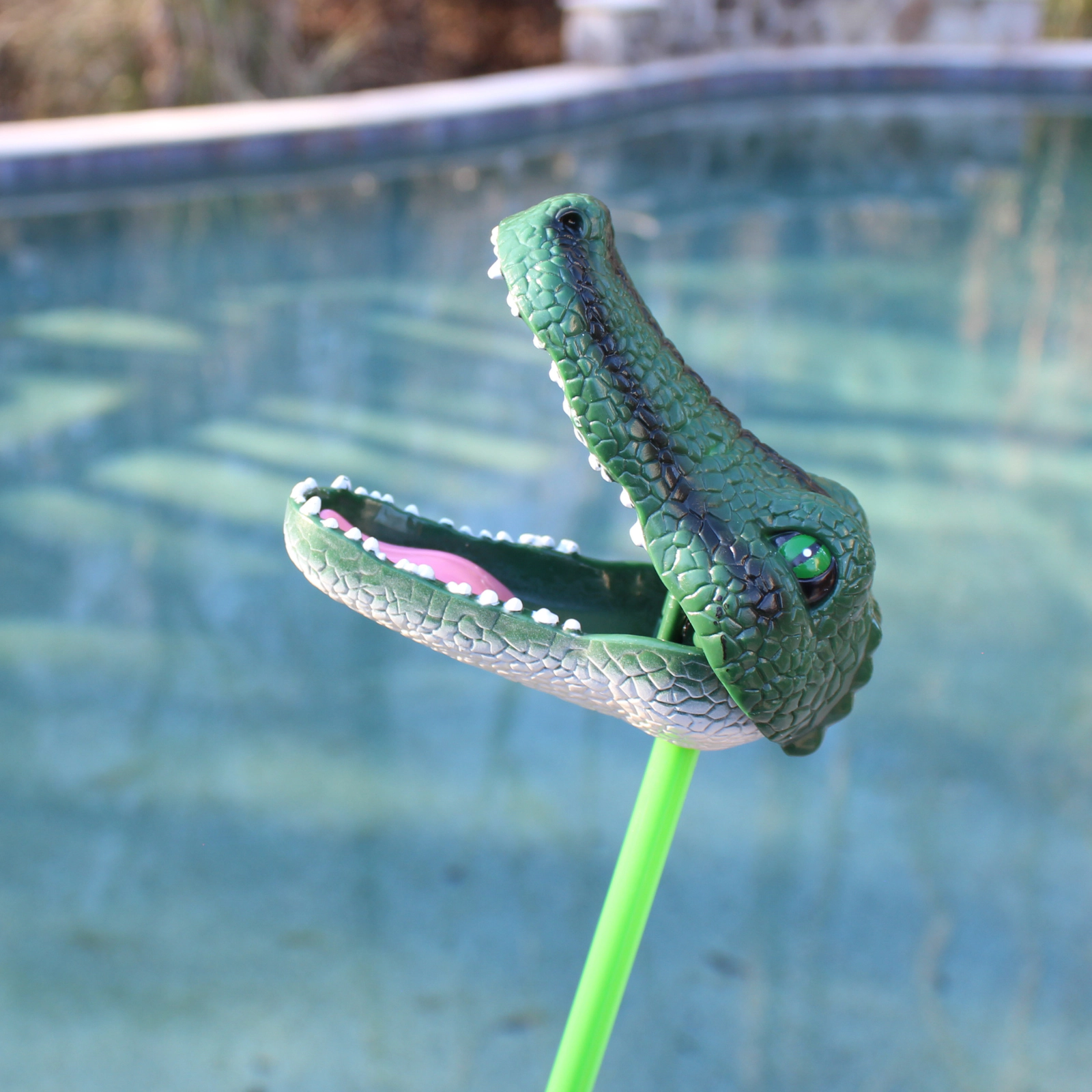 Safari Ltd. - Alligator Snapper - Hand-Operated 18" Grabber Toy for Kids