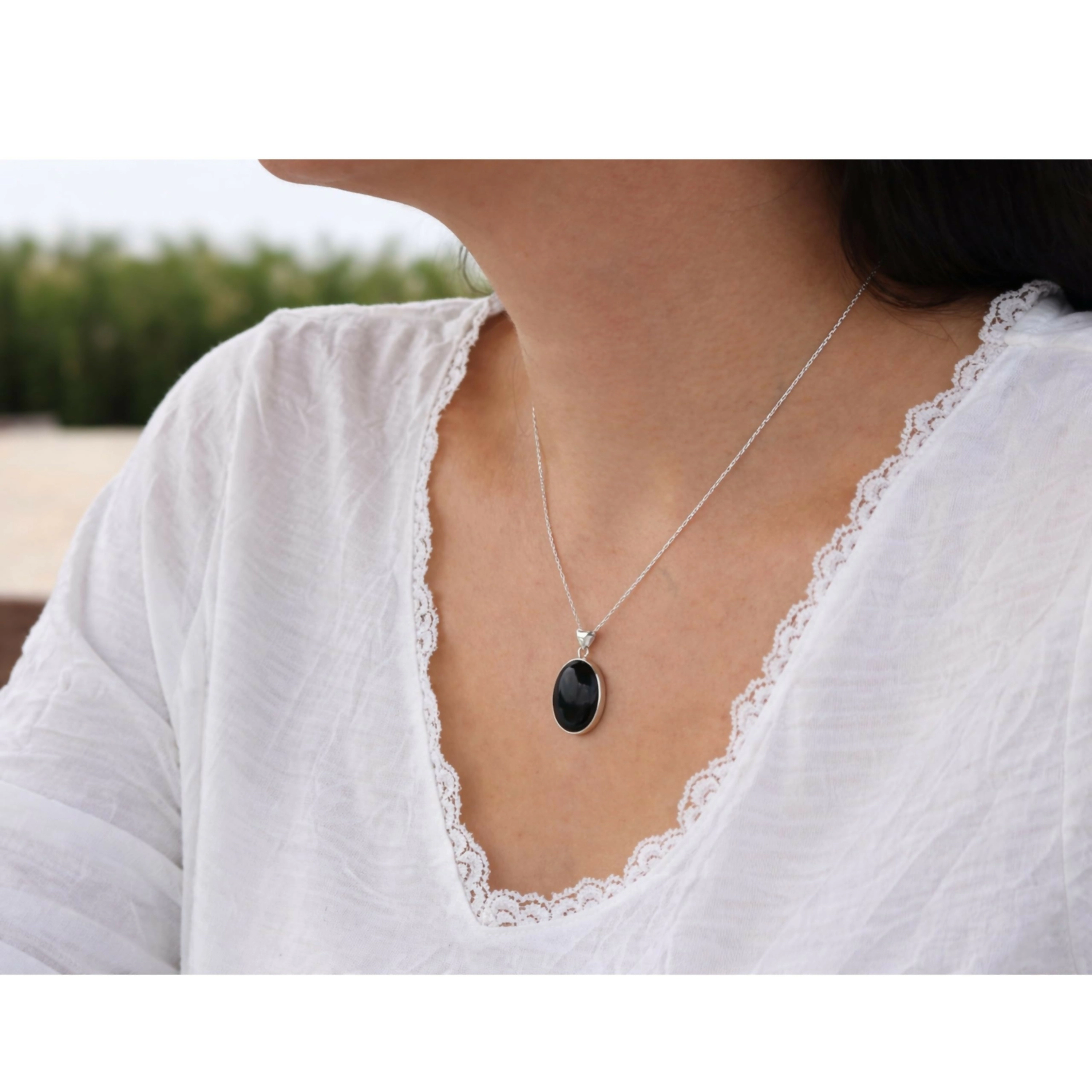Wear Sierra Unisex Sterling Silver Oval Handmade pendant Necklace