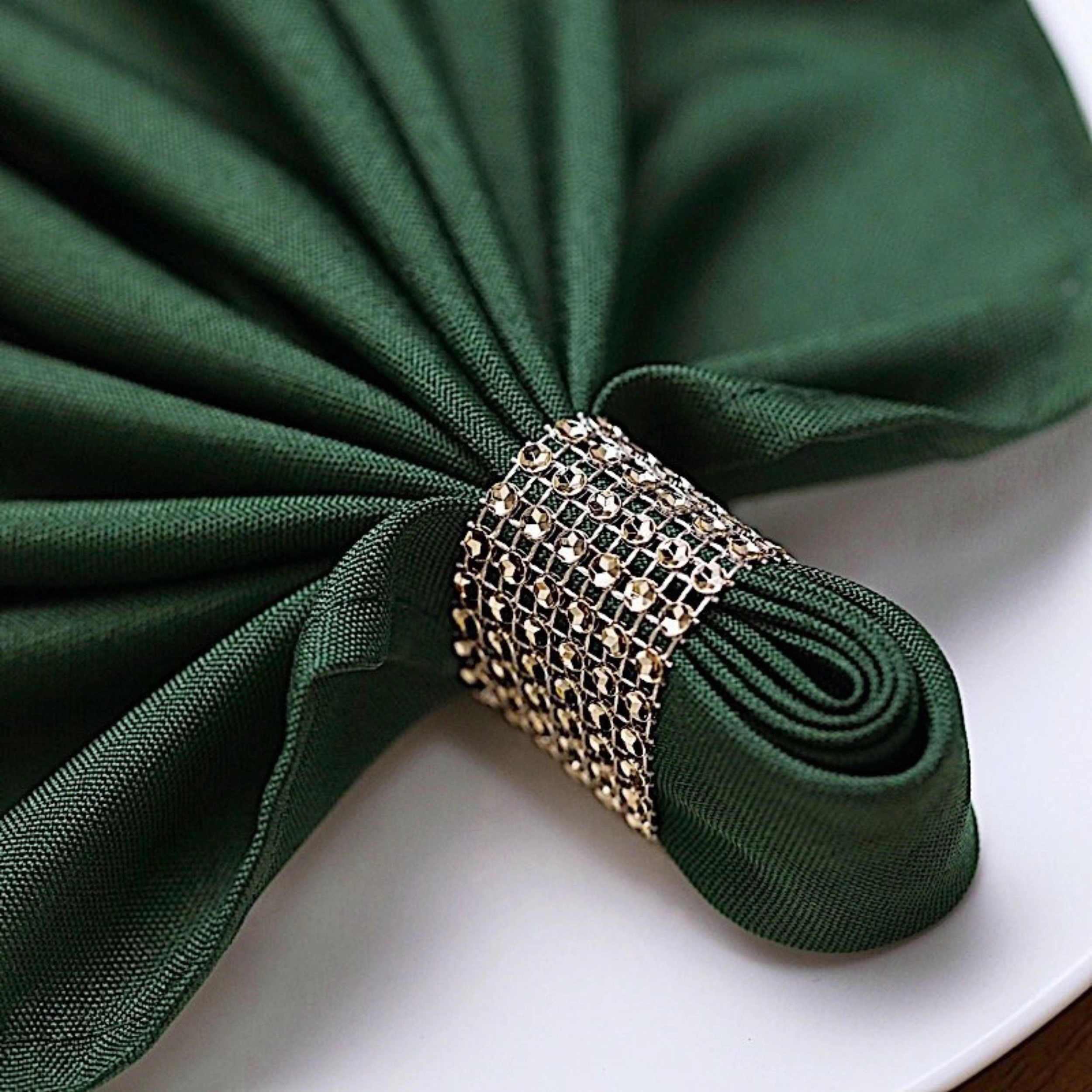 Home Collection Diamond Look Mesh Napkin Rings with Velcro