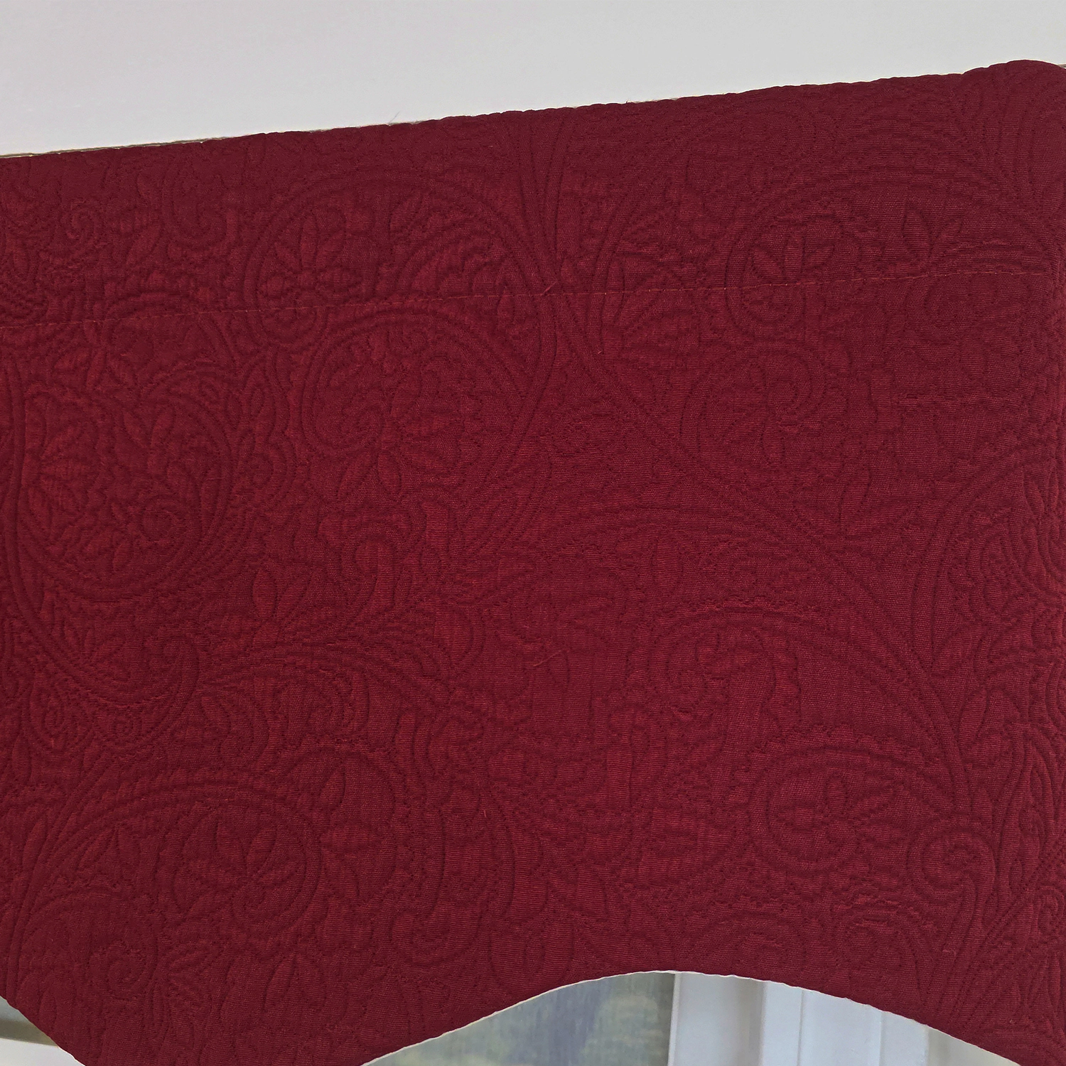 RLF Home 100% Cotton Quilted Matelassé Regal Lined Window Valance 50" x 17" Off White