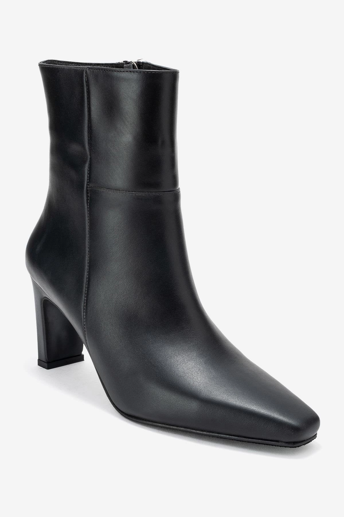 Forever & Always Womens Kyoto Leather Block Heel Boots