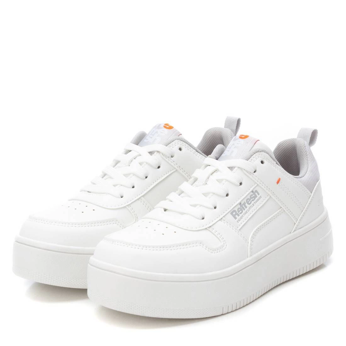 Refresh Women's Sneakers Lace-Up Casual