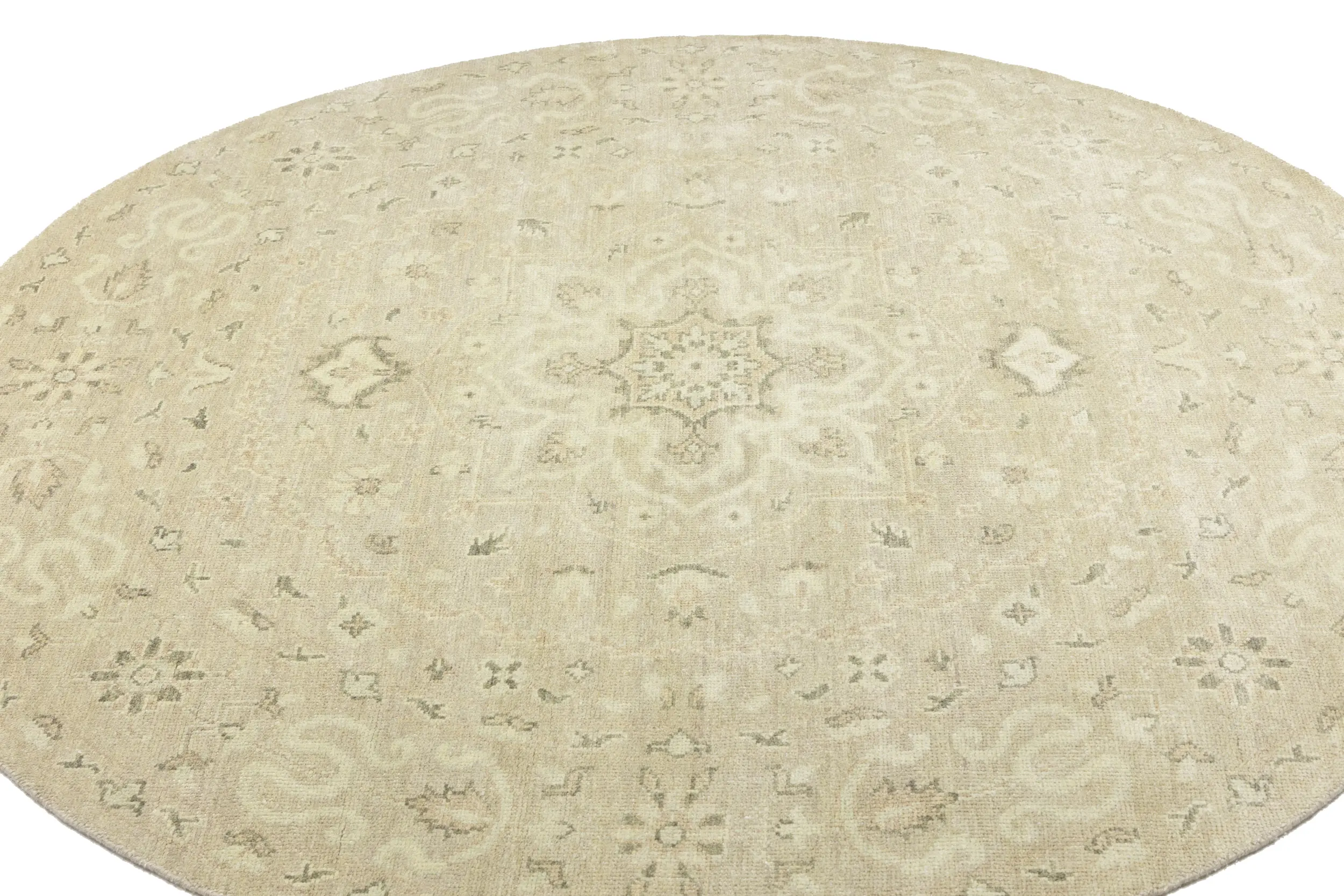 Magic Rugs Muted Pinkish Beige Floral 8X8 Transitional Oriental Round Rug