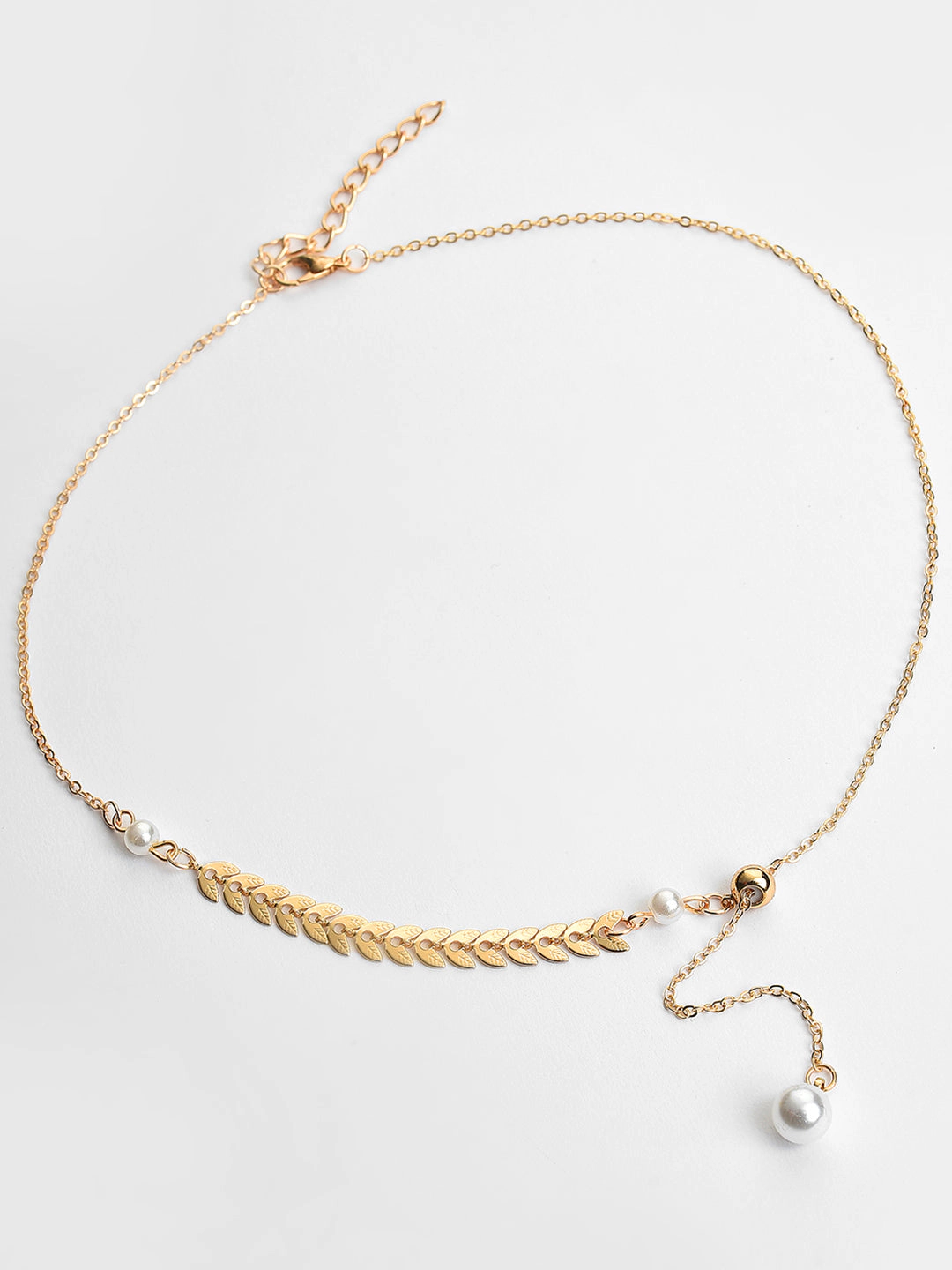 SOHI Women's Gold-Plated White Brass Pearl Beaded Necklace