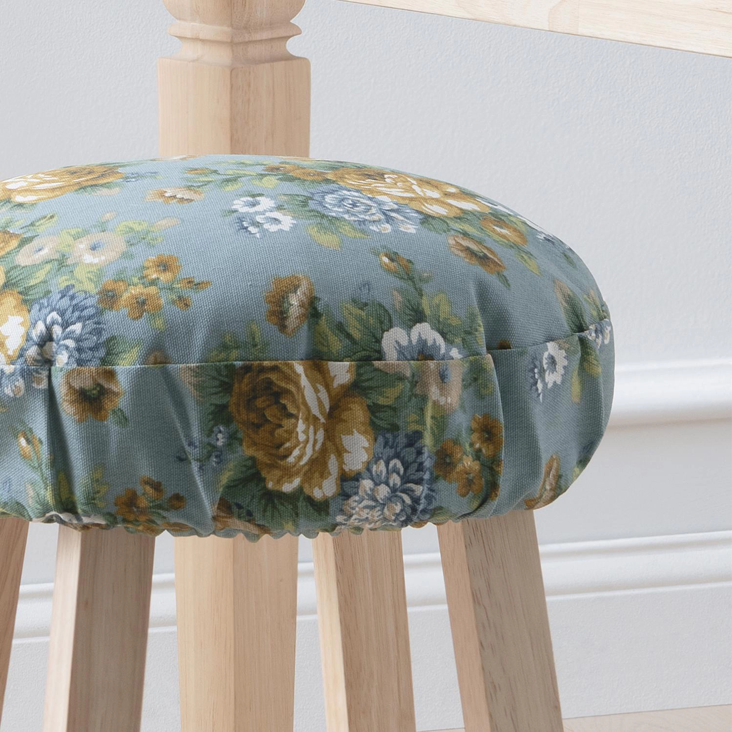 Ellis Bella Rose Stylish Medium Scale Printed Floral Pattern Elastic Bottom Edge Barstool Cover 13"x13" Wedge