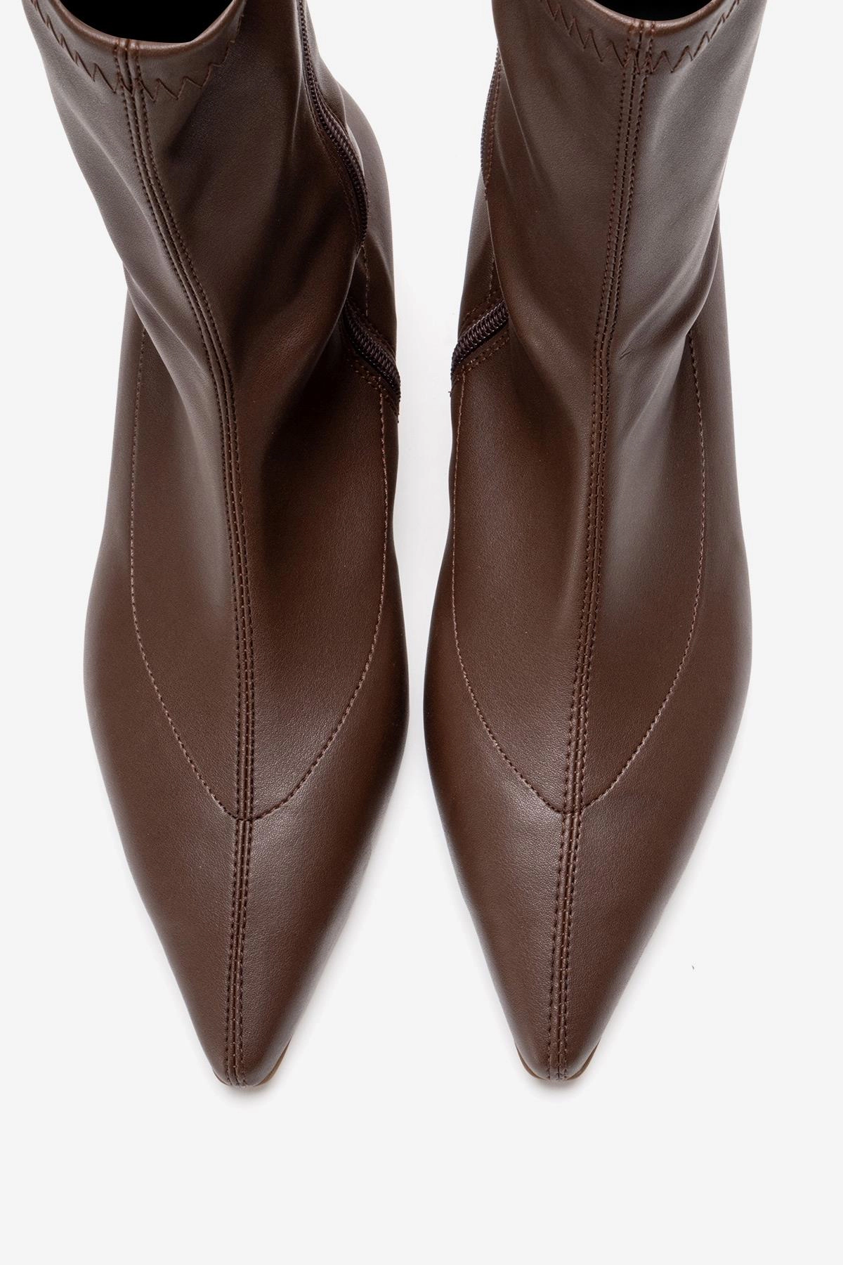 Prologue Shoes Womens Alora Kitten Heel Boot