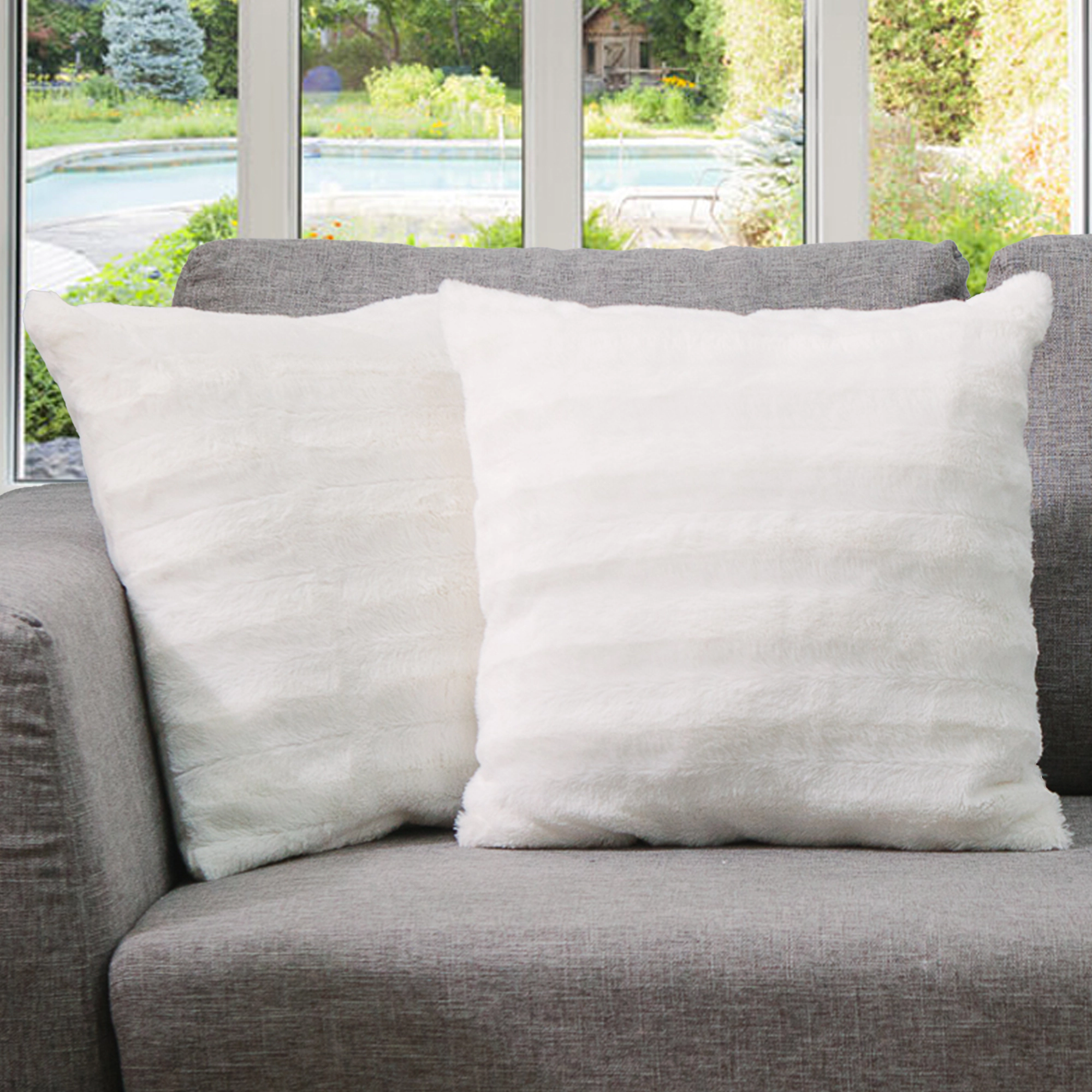 Cheer Collection 2 Pack 20 x Inch Reversible Faux Fur and Microplush Decorative Throw Pillows with Inserts