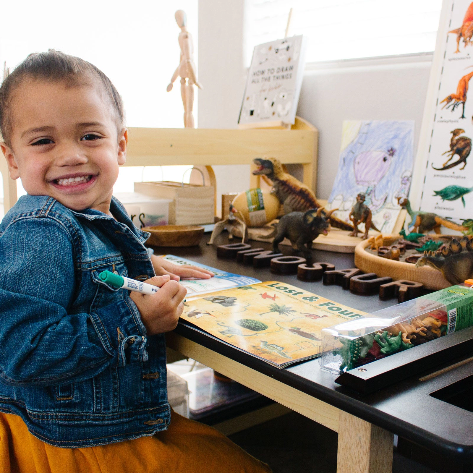 Safari Ltd. -  Dinosaur Activity Book For Kids