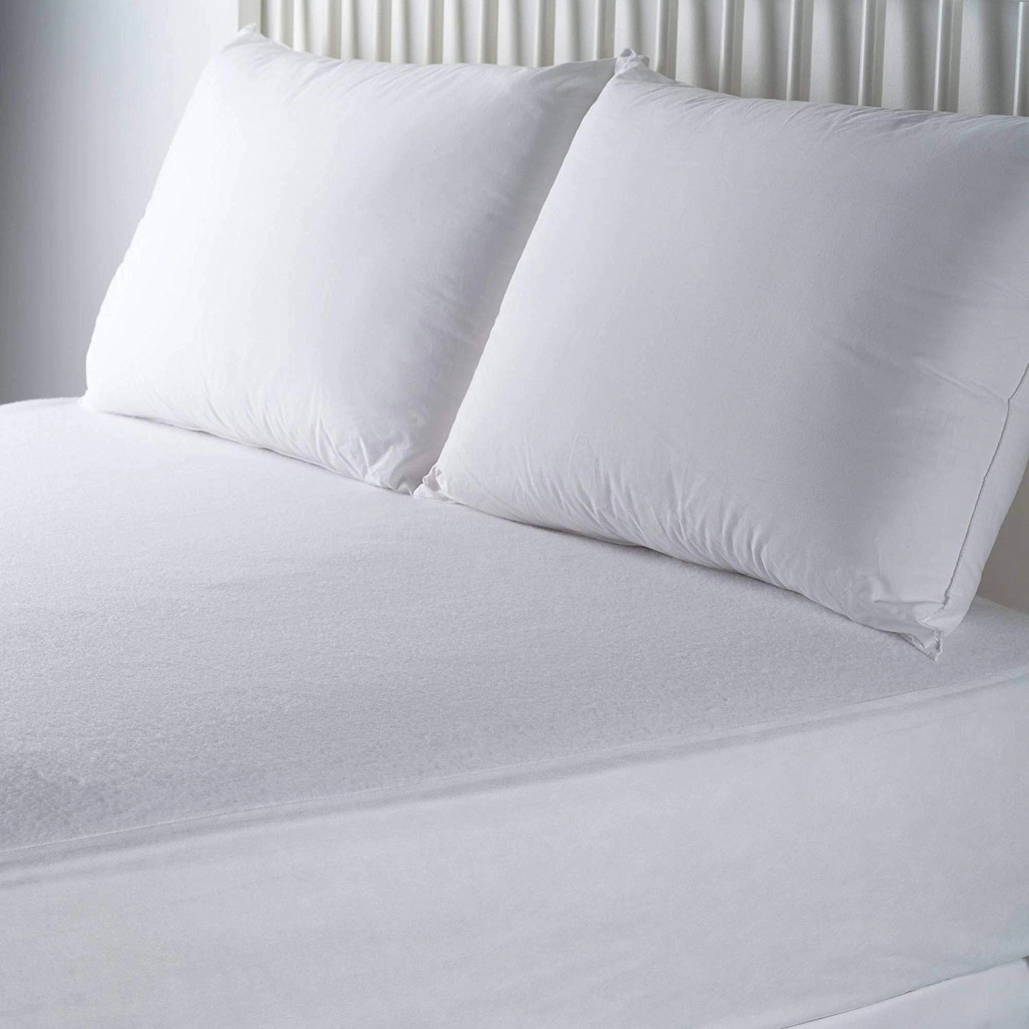 J&V TEXTILES Zippered Waterproof Mattress Encasement Protector