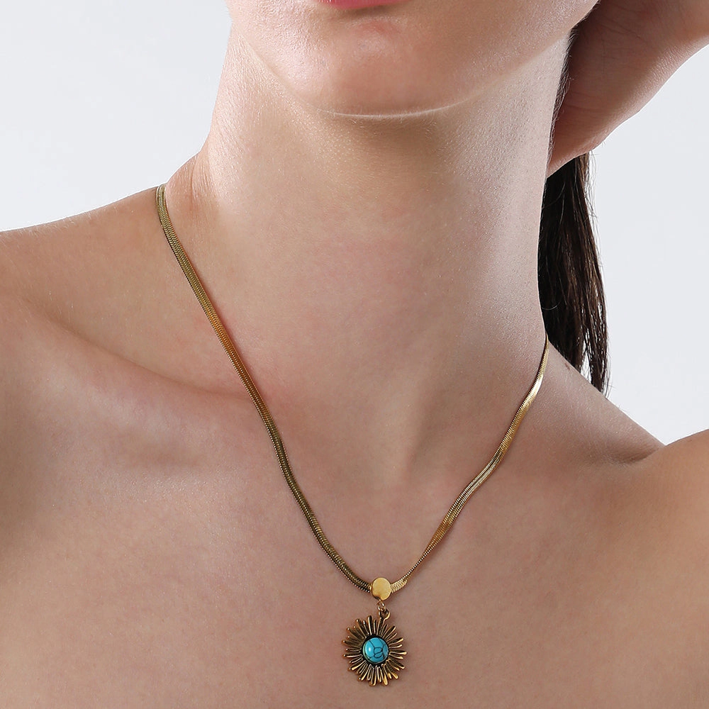 SOHI Women's California Gold the Soleil Pendant Necklace