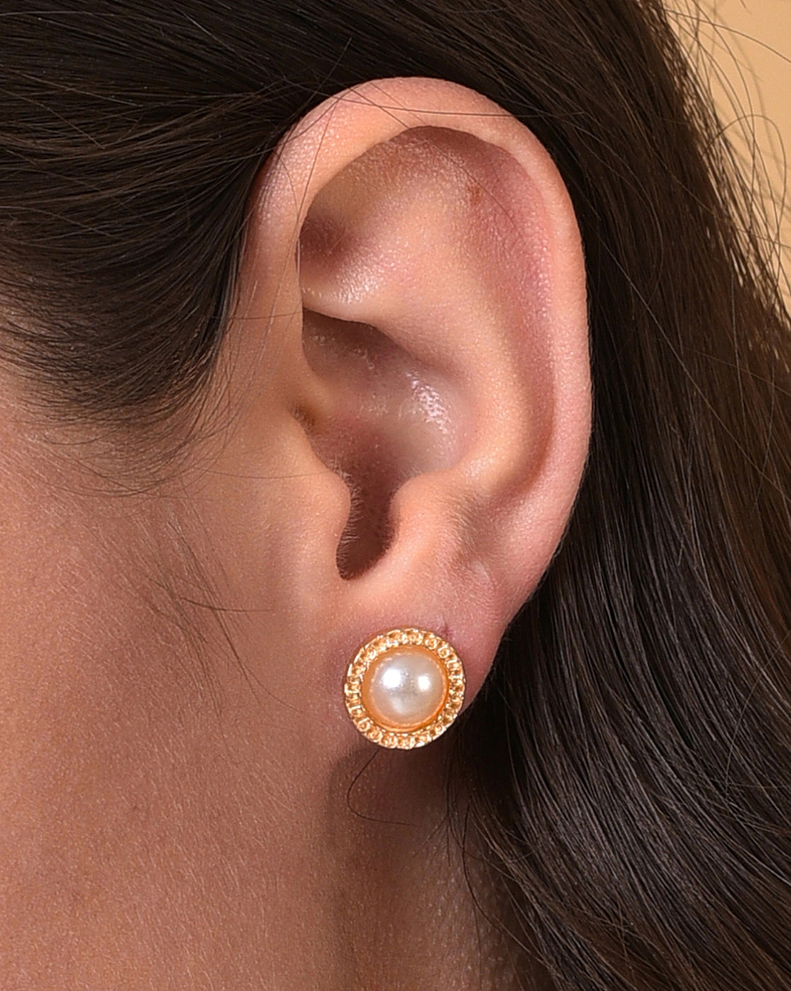 SOHI Women's Gold-Toned Contemporary Drop Earrings
