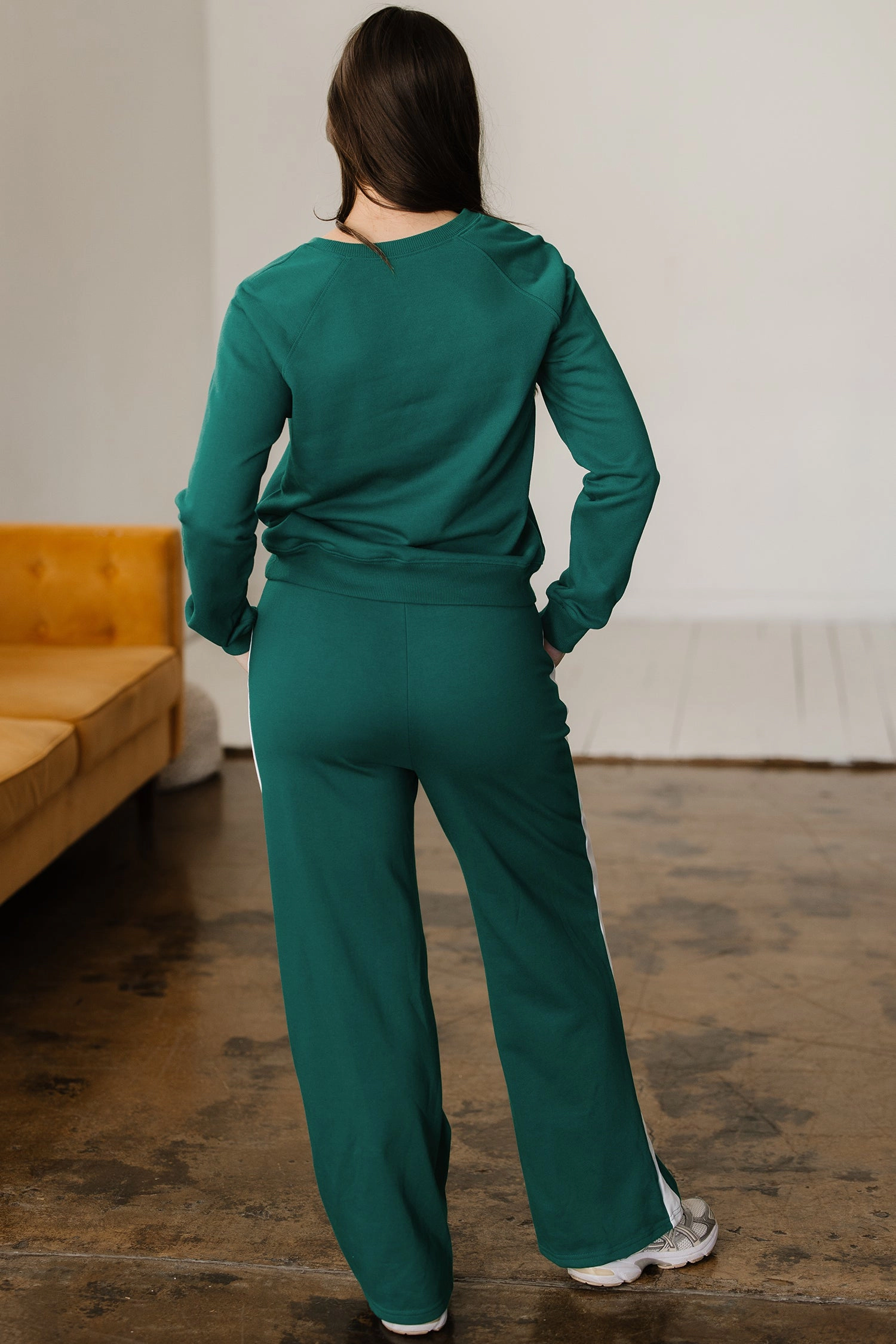 Threaded Pear Women's Aileen Solid Color Pullover Top