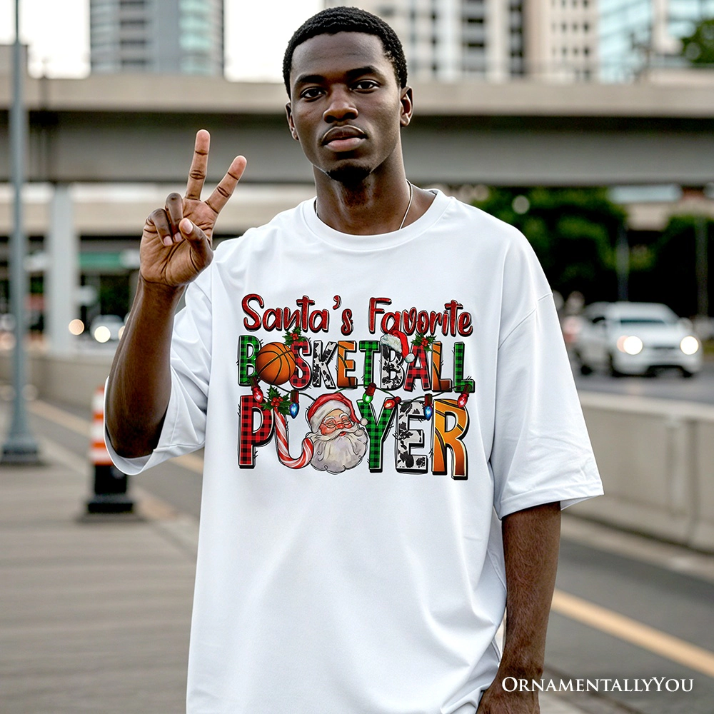 OrnamentallyYou Mens Santa's Favorite Basketball Player Plaid Christmas T-Shirt