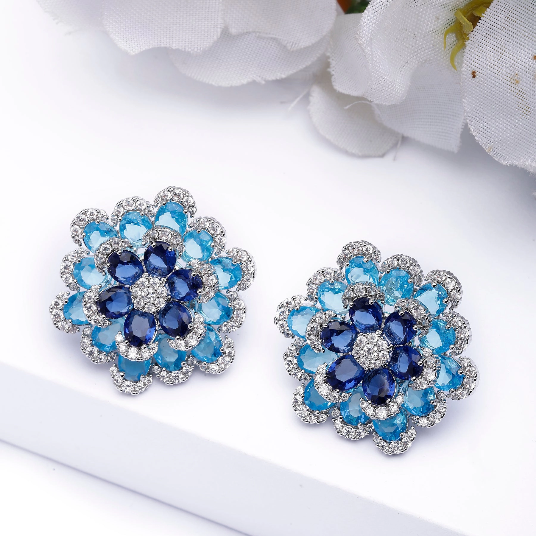 AGP PARIS Womens Floral Layered Stud Earrings