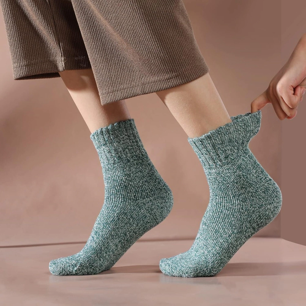 Wardrobe Whimsy 5 Pairs Women Warm Crew Boot Socks Winter Thermal Socks