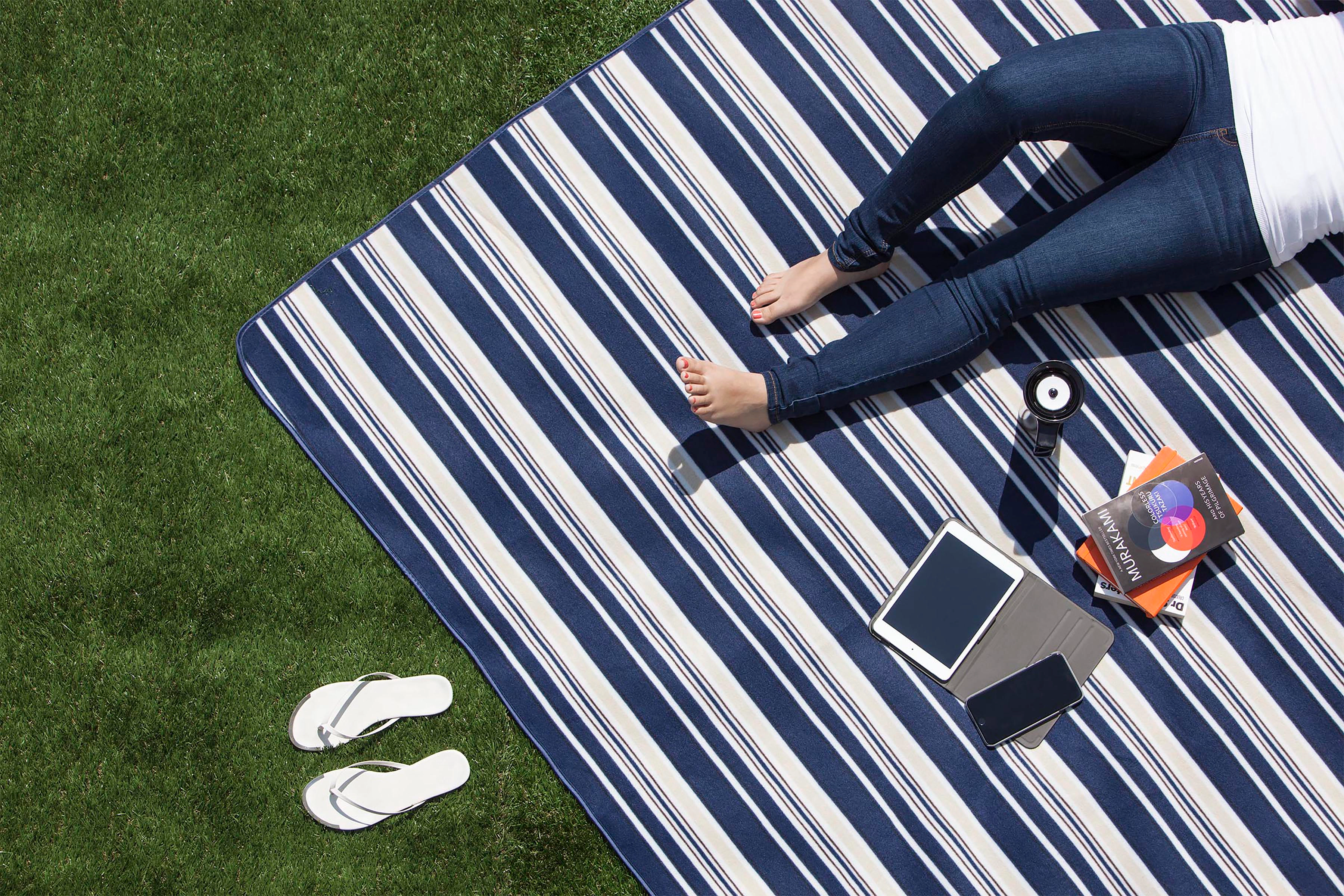 ONIVA Blanket Tote XL Outdoor Picnic