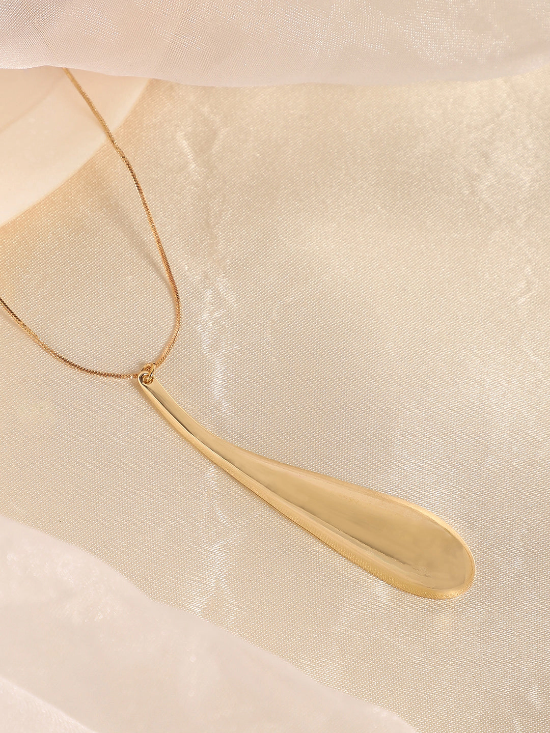 SOHI Women's California Gold the Drip Pendant Necklace
