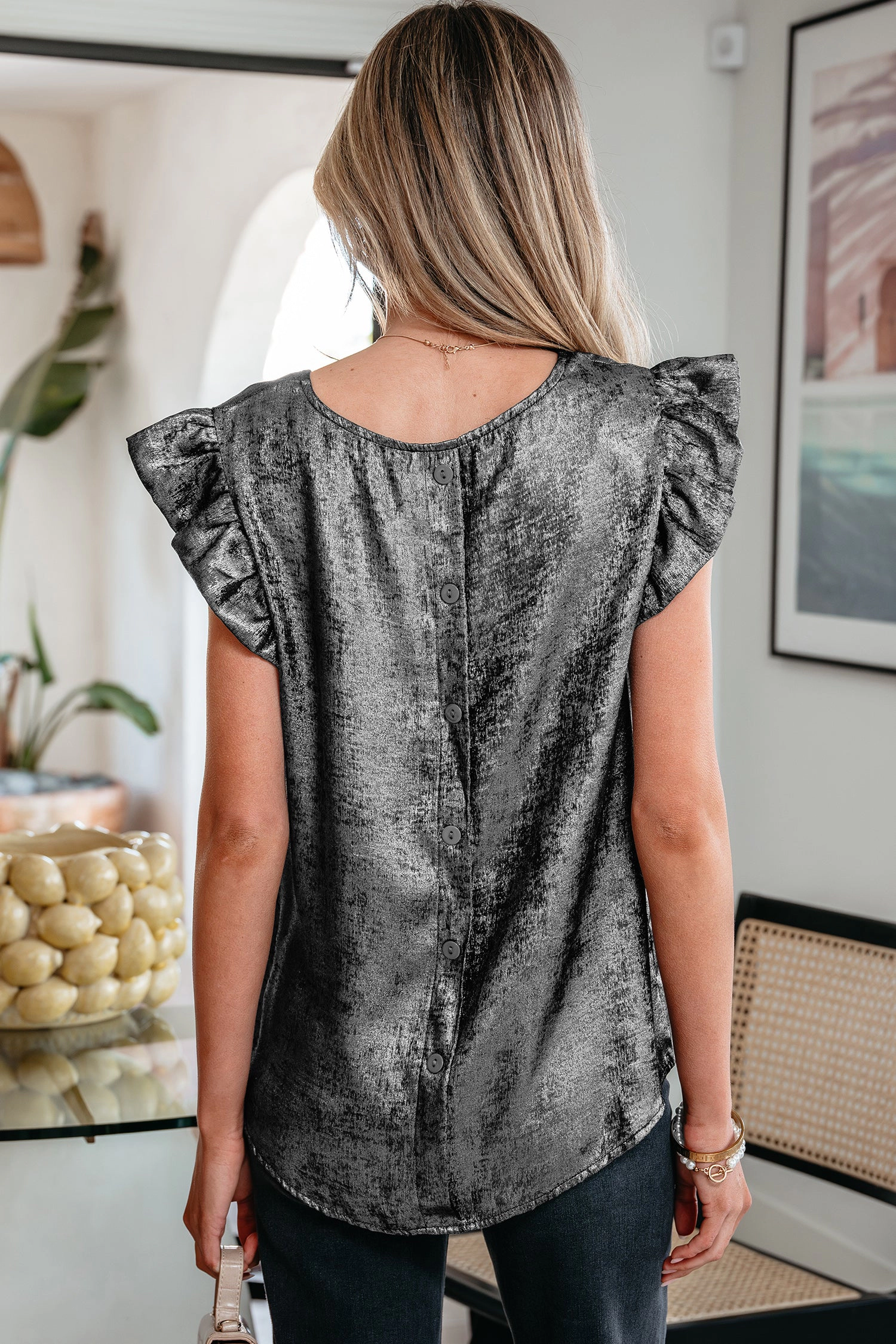 Threaded Pear Womens Amelia Ruffle Trim Sleeveless Metallic Top