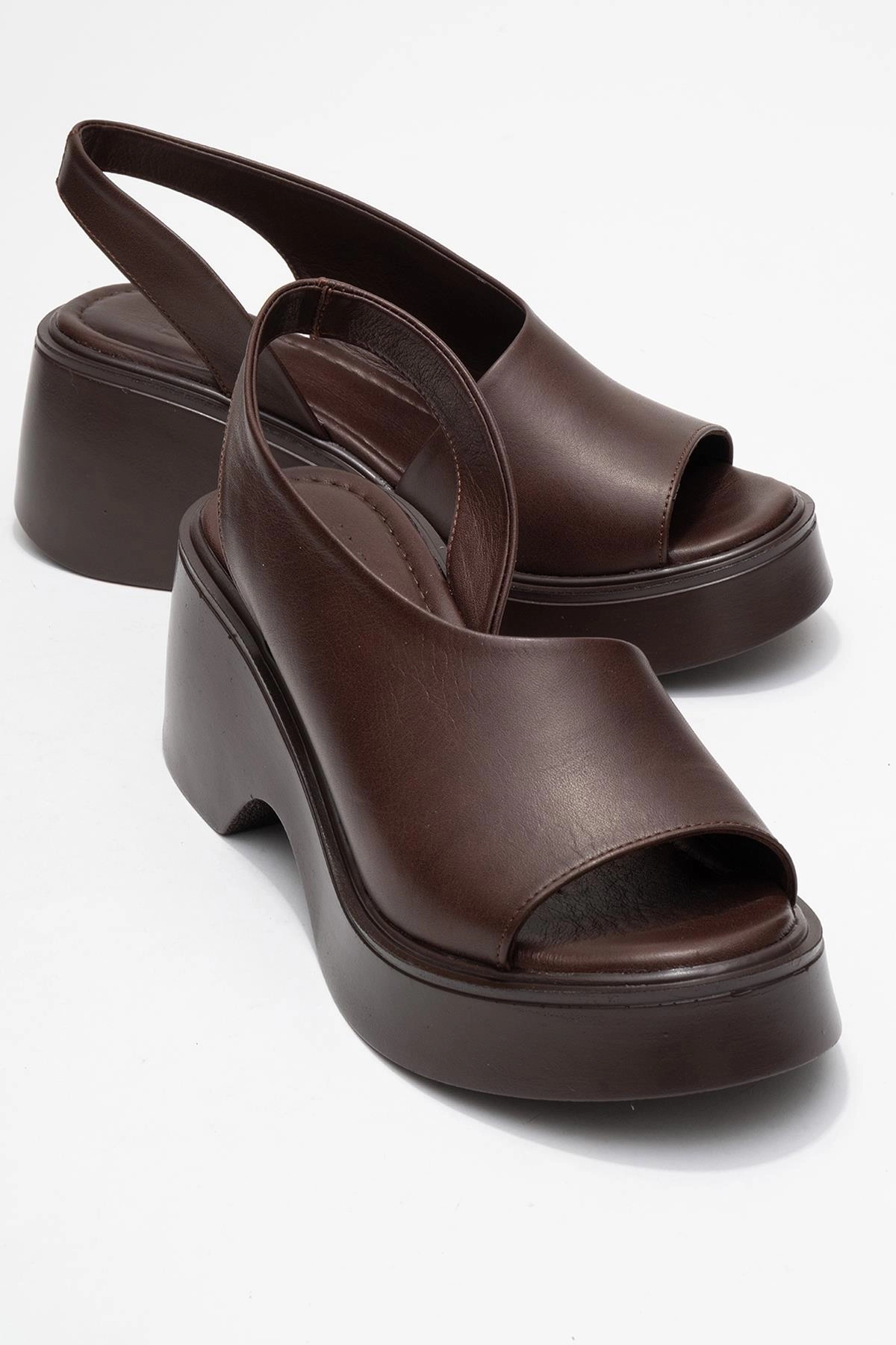 Forever & Always Womens ROY Leather Wedge Sandals