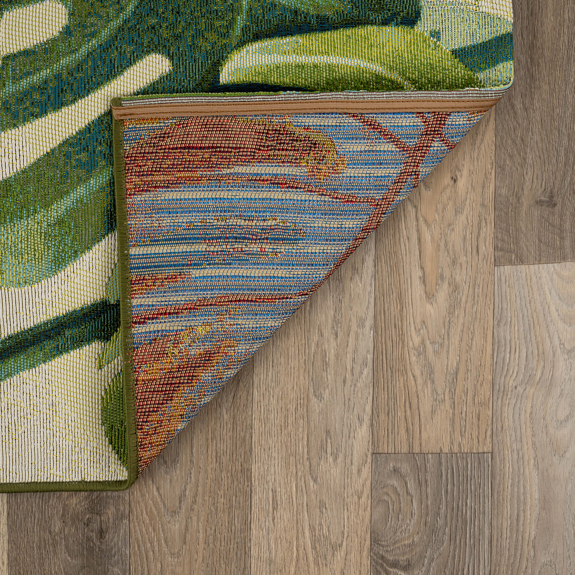 World Rug Gallery Monstera Palm Leaf Indoor/Outdoor Area Rug, Easy-Clean Patio Rug